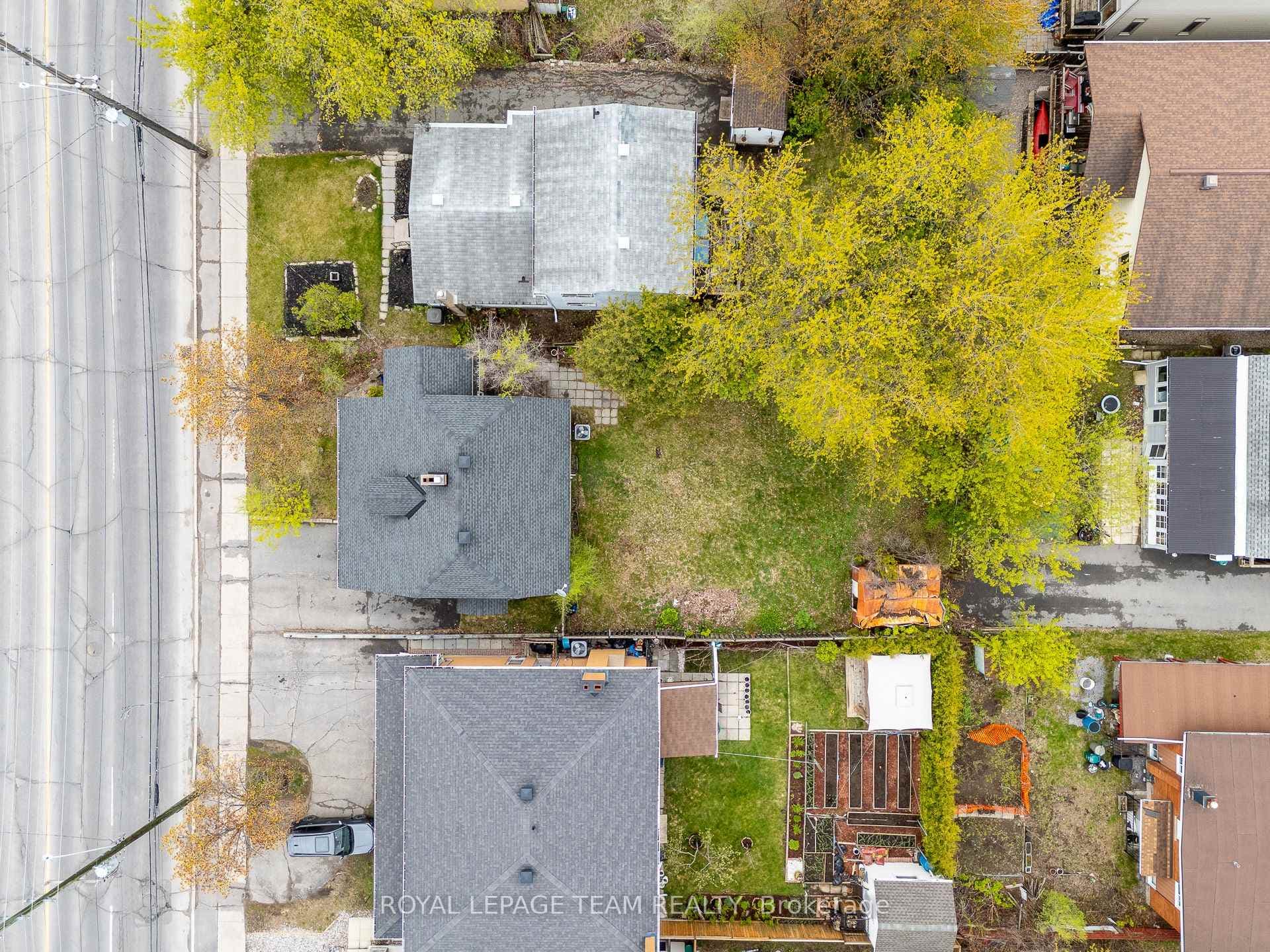 910 Pinecrest Road photo 35