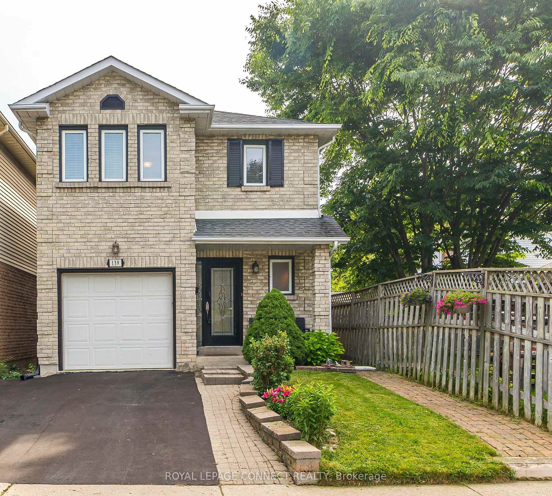 139 Adele Crescent photo 1