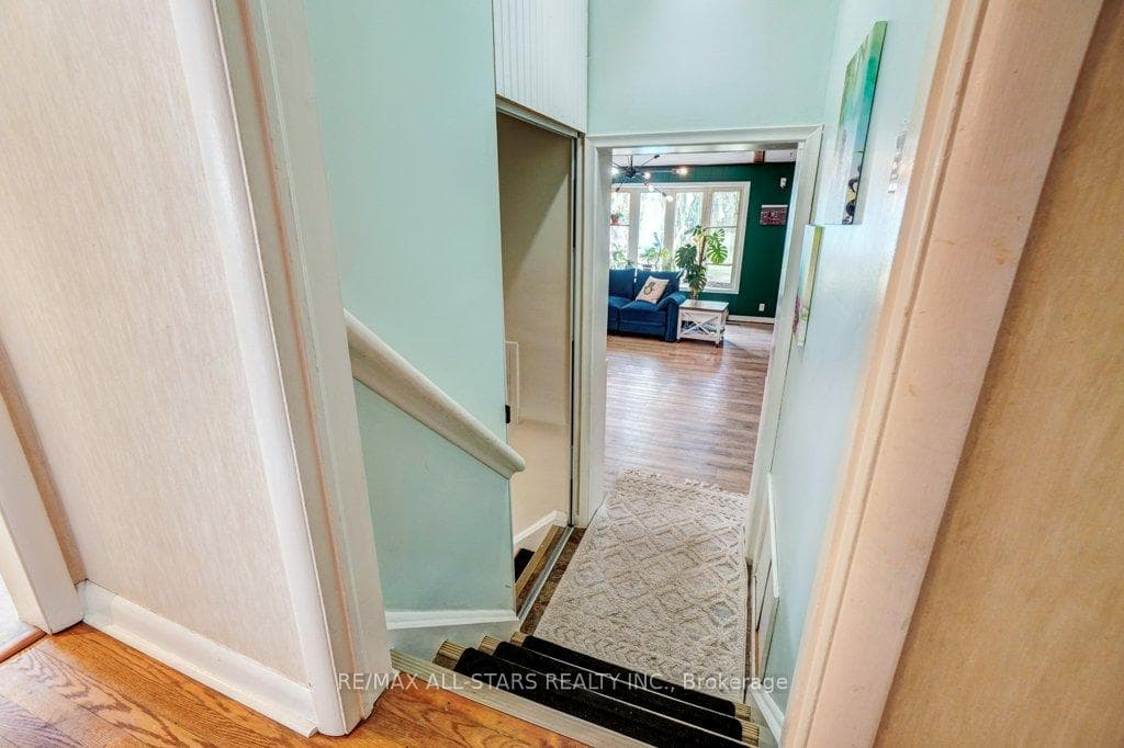 111 Adelaide Street photo 10