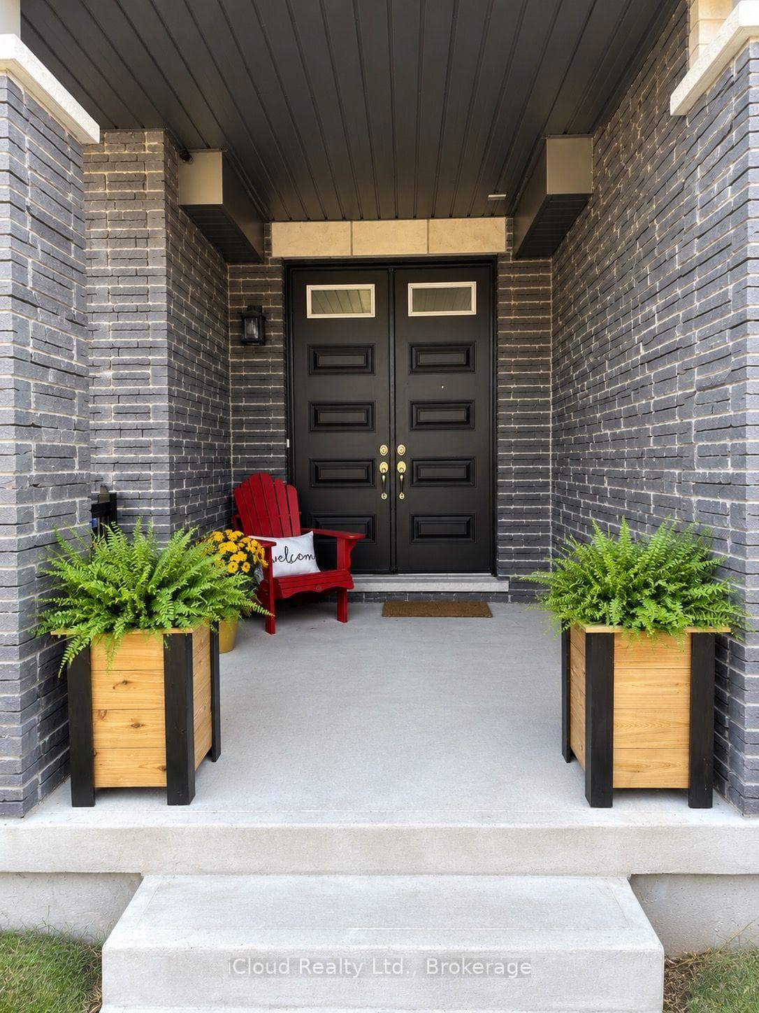 100 Bearberry Road photo 3