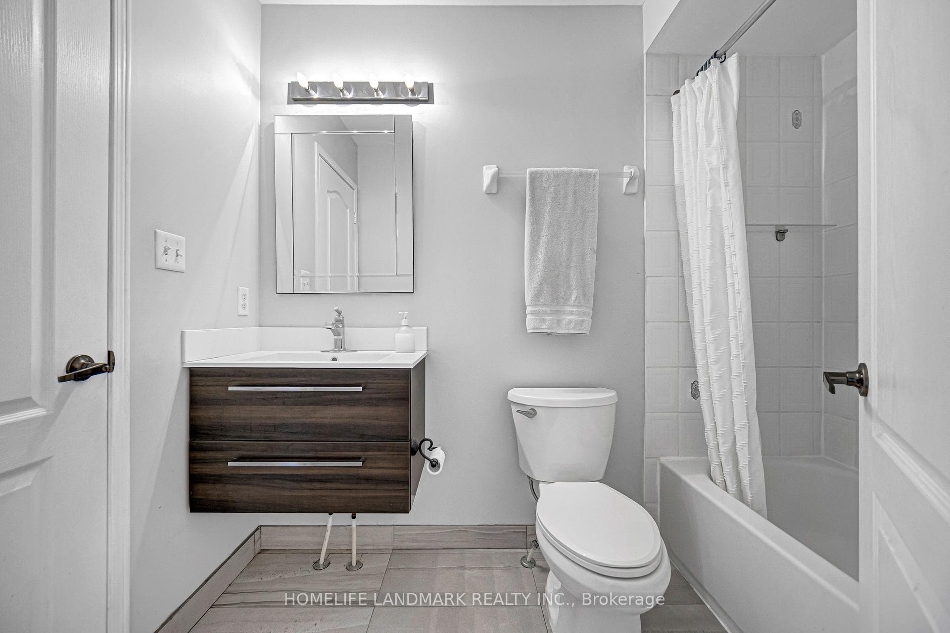 293 Murray Ross Parkway photo 27