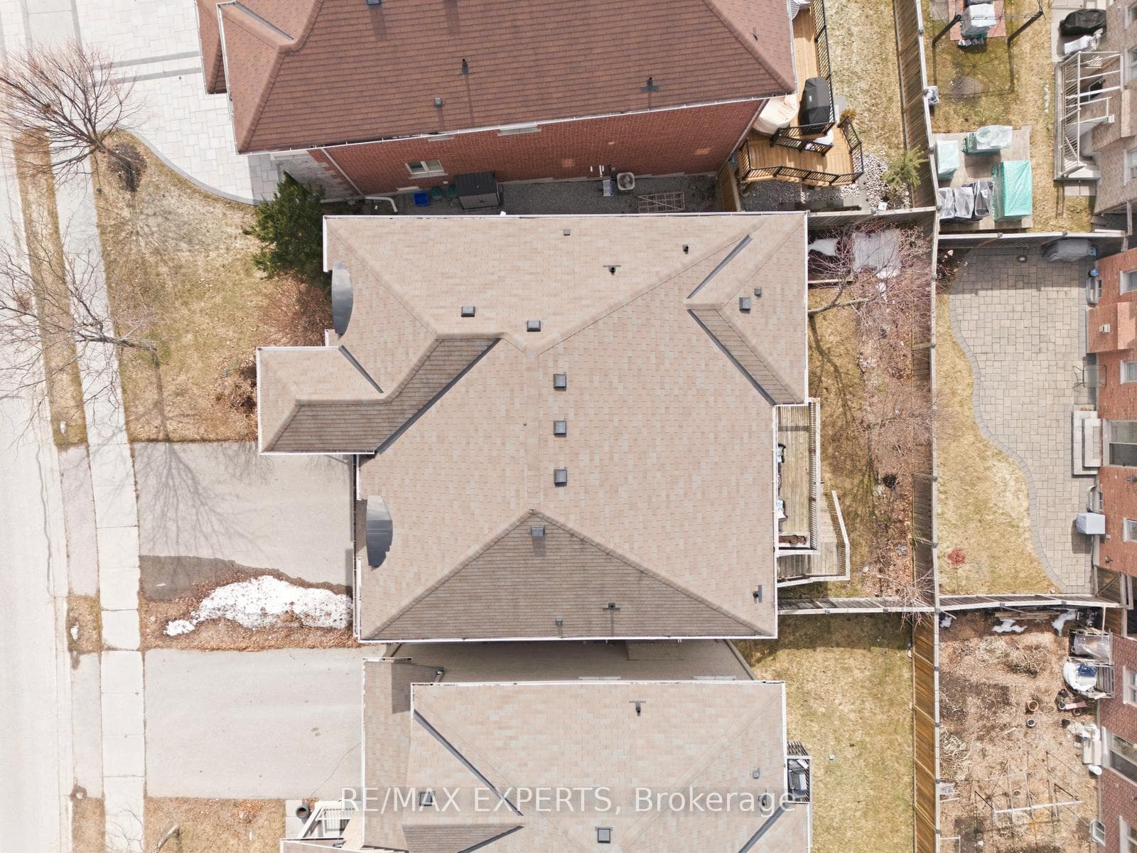 847 Memorial Circle photo 45