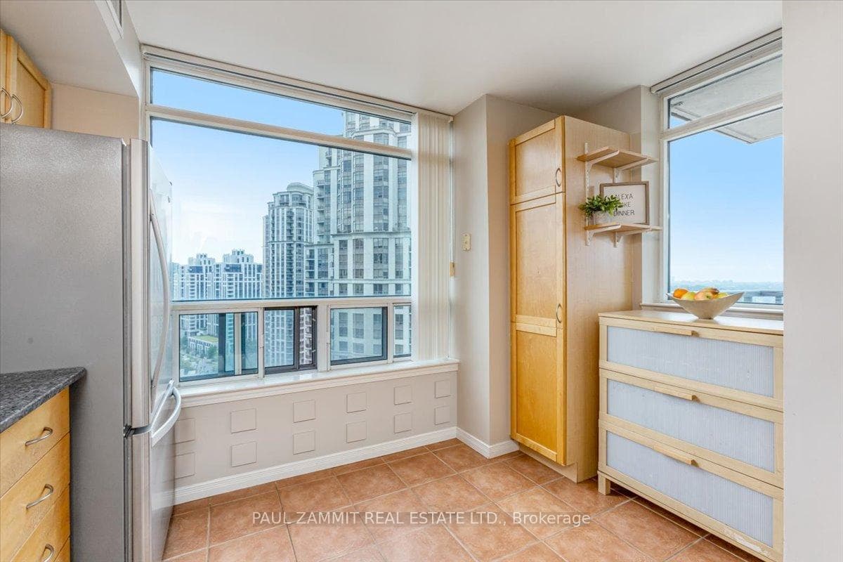 30 Harrison Garden Boulevard Unit 2202 photo 11