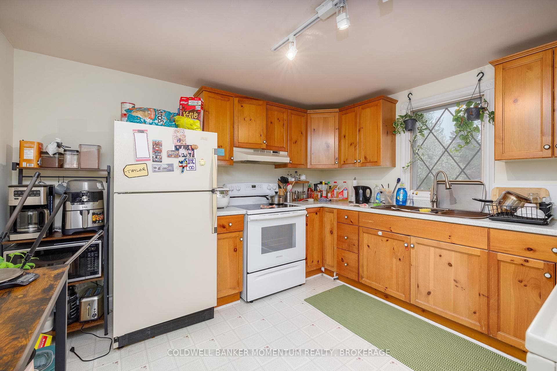 388 Linwell Road photo 31