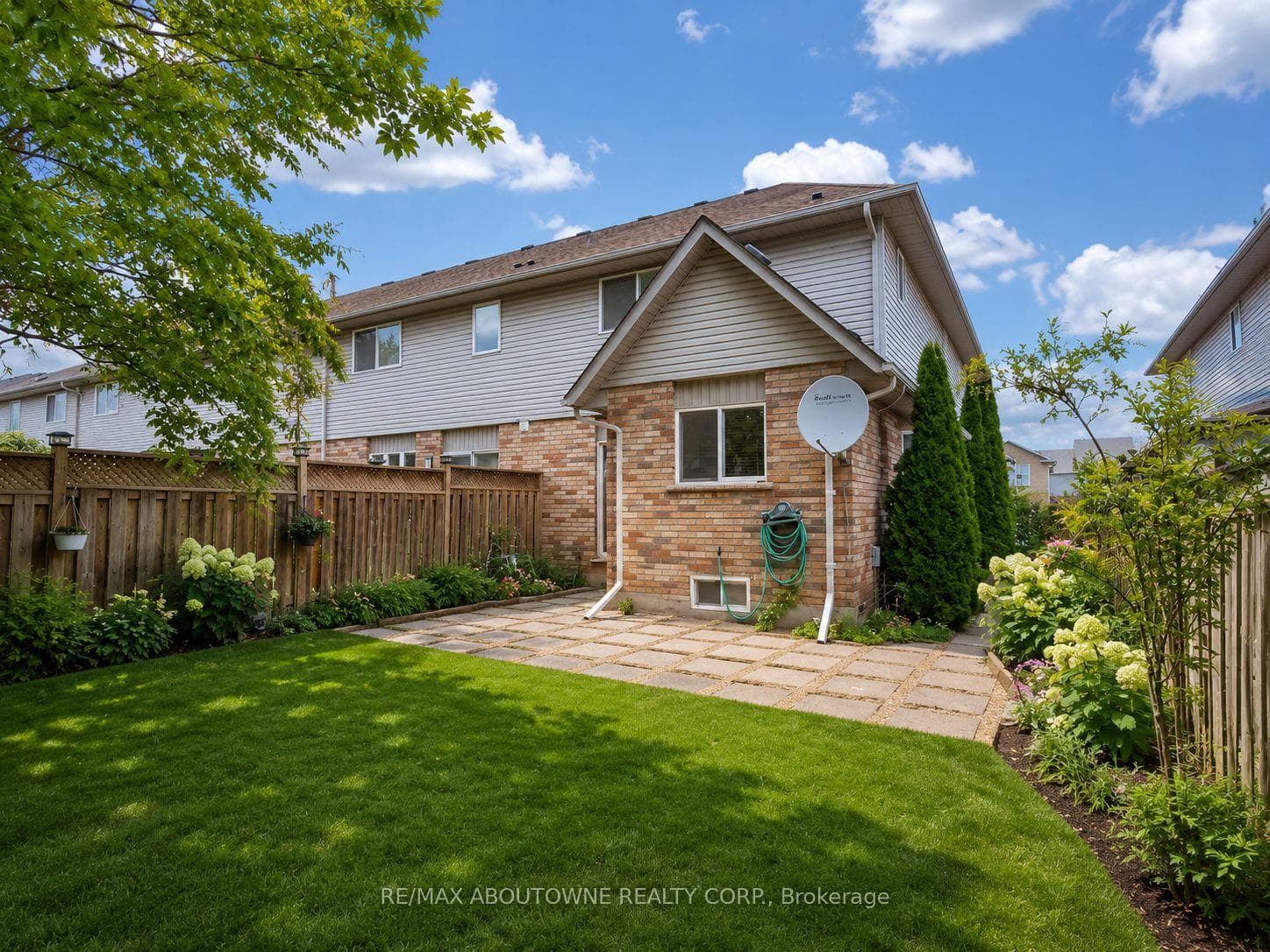1310 Blanshard Drive photo 26