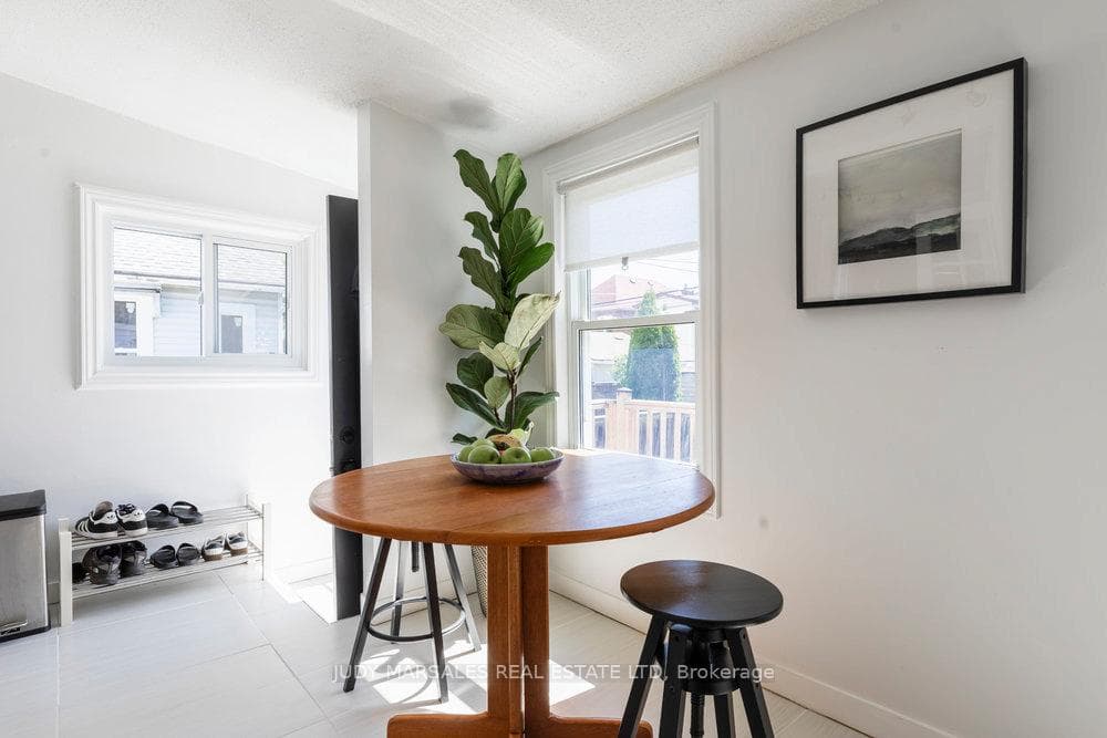 44 Glendale Avenue photo 25