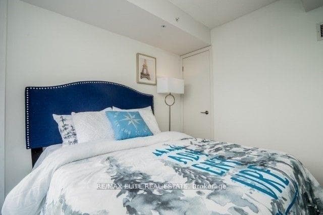 36 Lisgar Street Unit 1817E photo 6