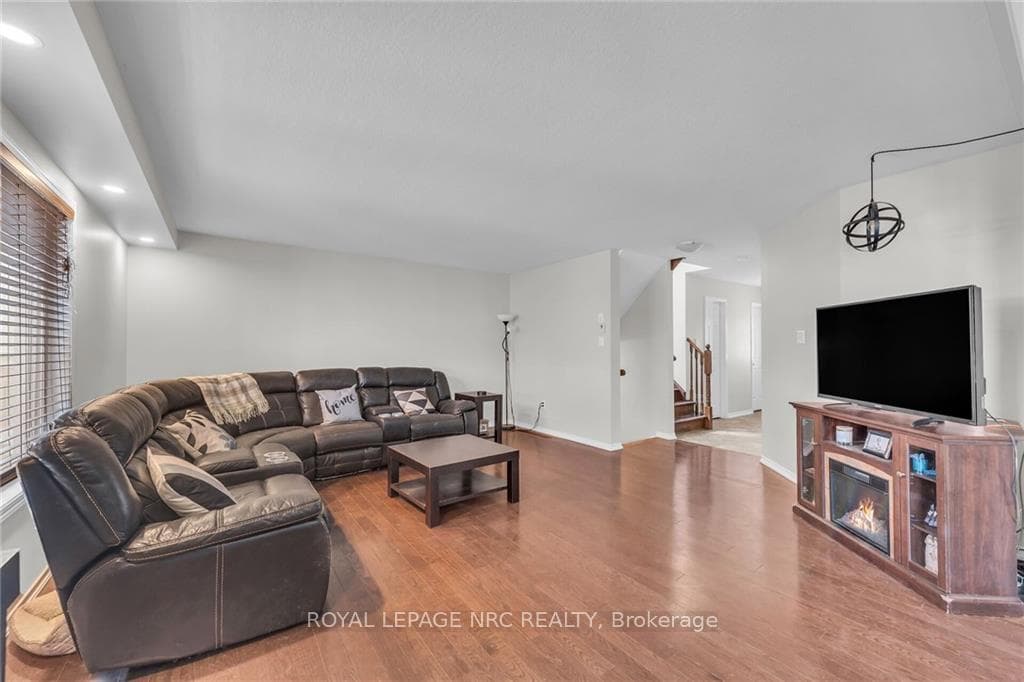 19 Powell Drive photo 10