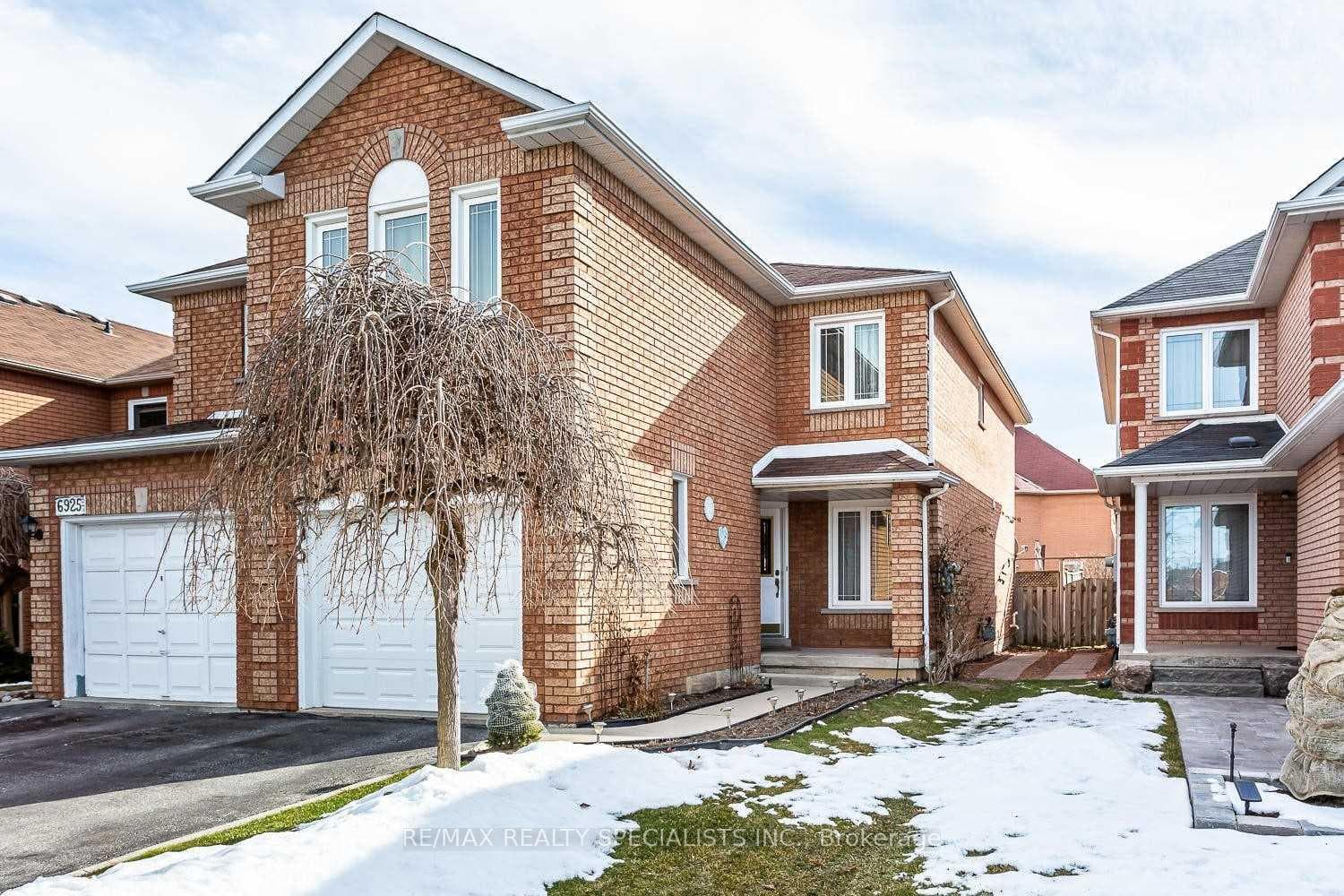 6923 Dillingwood Drive Unit BSMNT photo 1