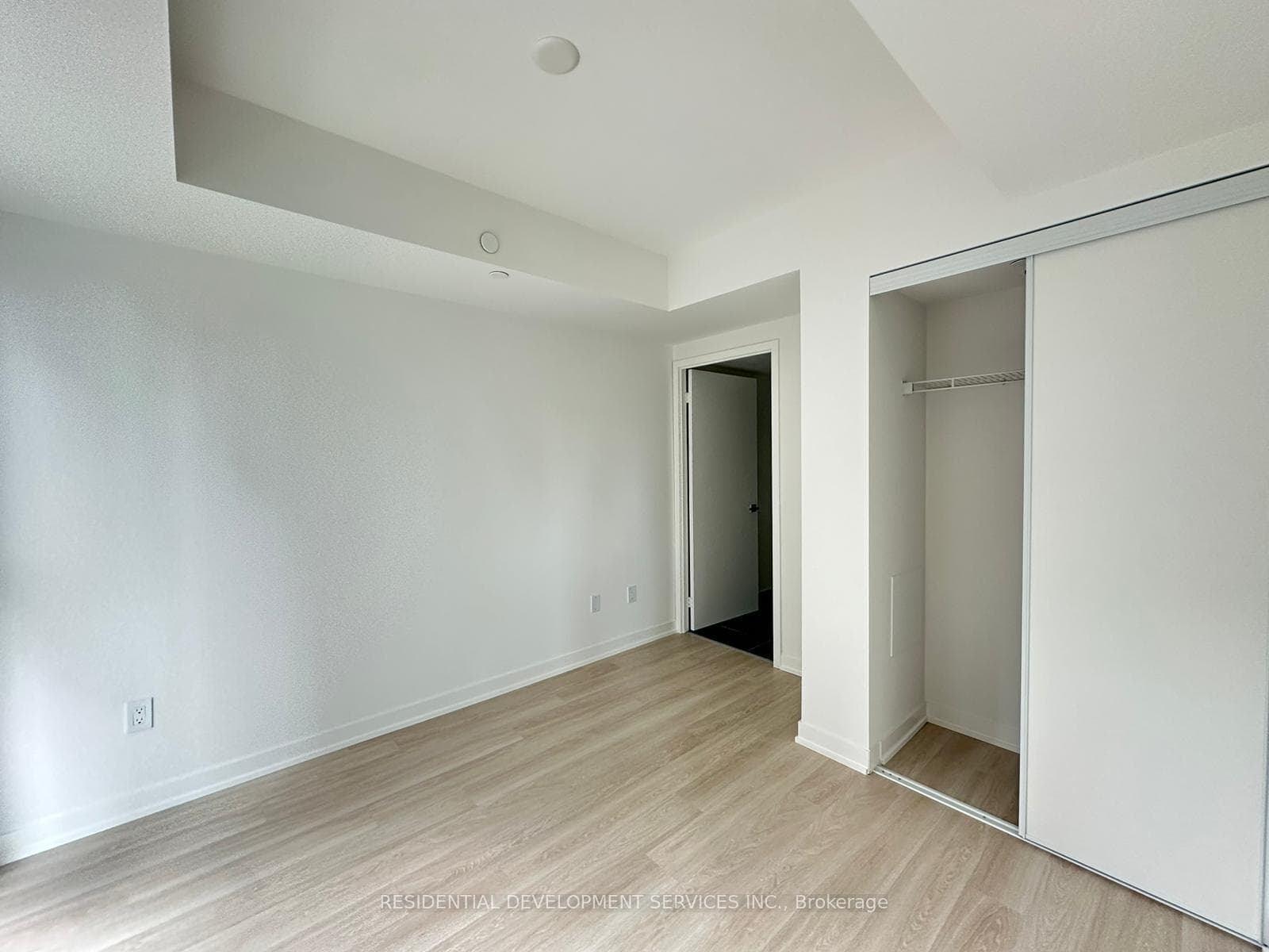 500 Wilson Avenue Unit 605 photo 9