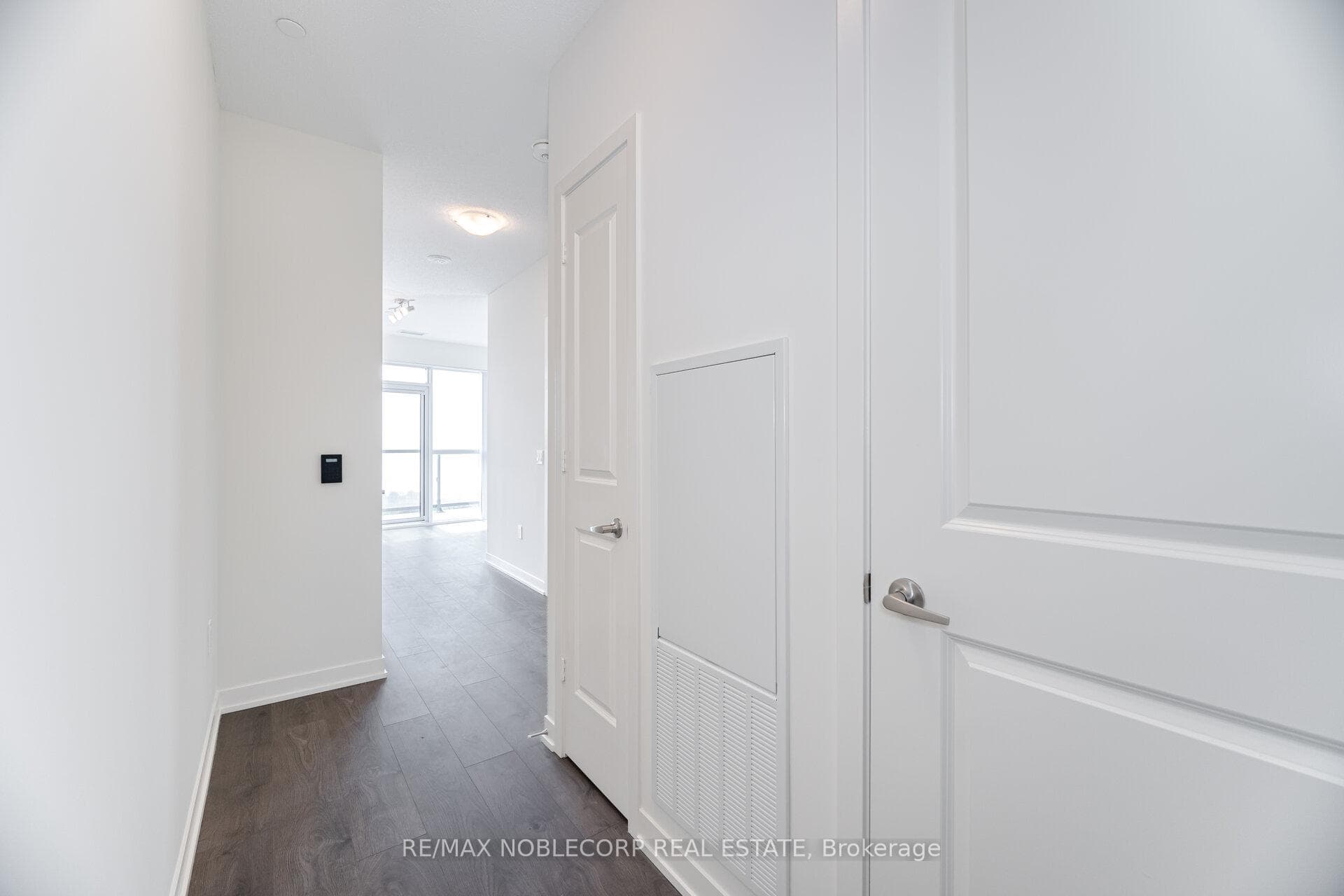 38 Annie Craig Drive Unit 2105 photo 5