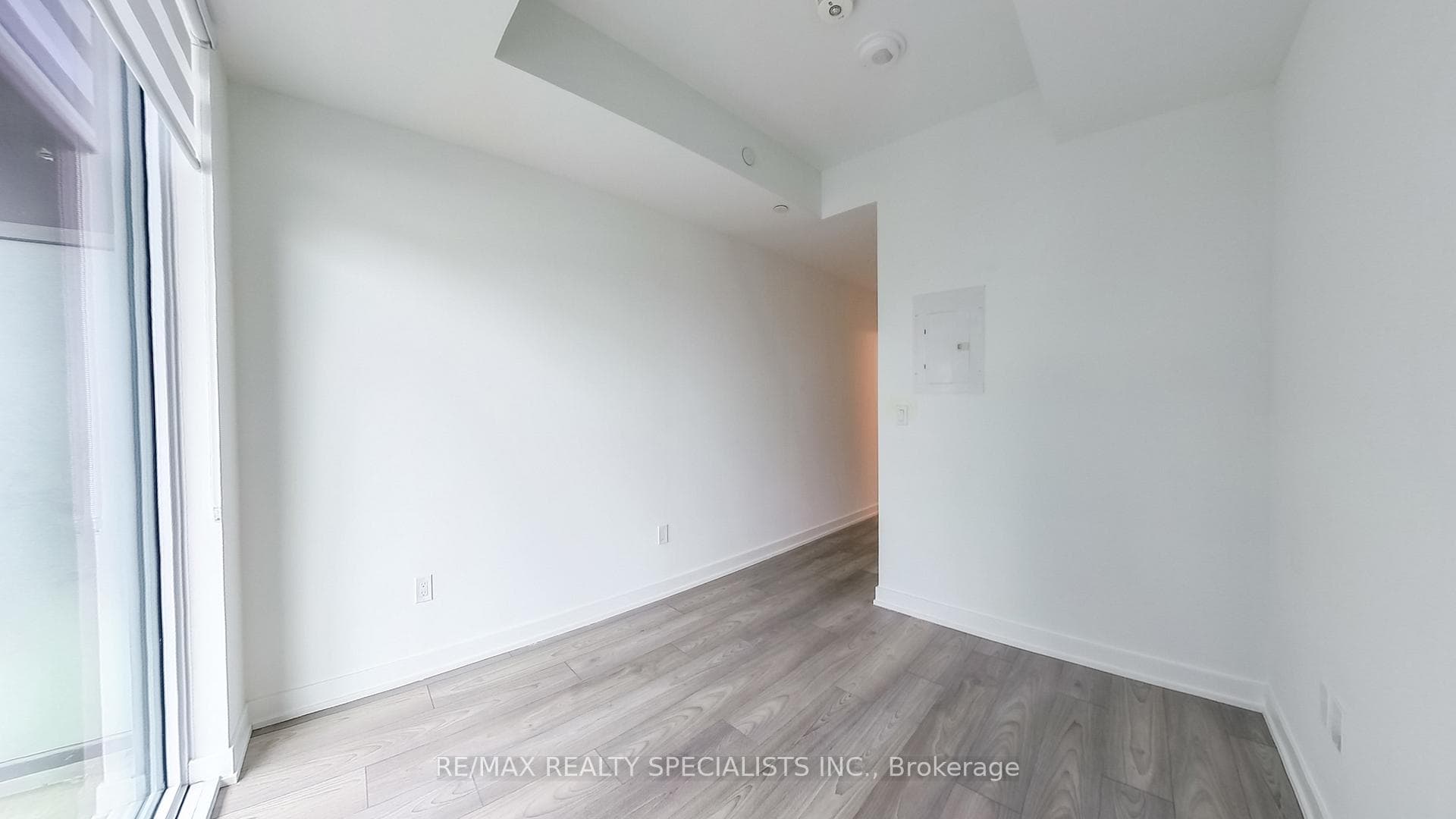 1007 The Queensway N/A Unit 718 photo 18