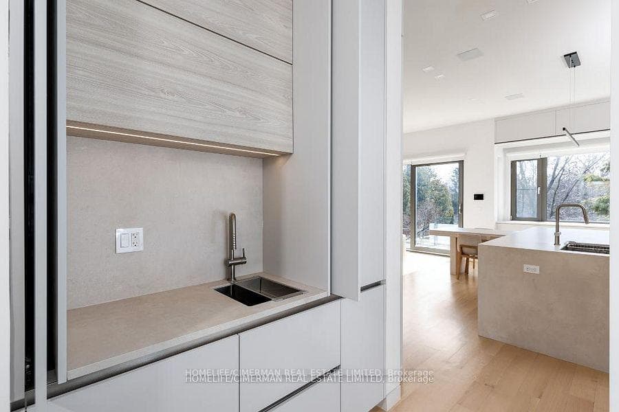 21 FARRELL Avenue photo 18