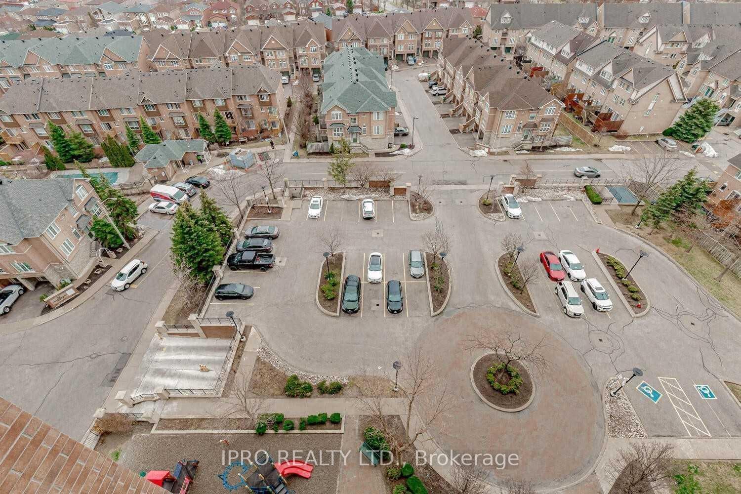 55 Strathaven Drive Unit 1207 photo 15