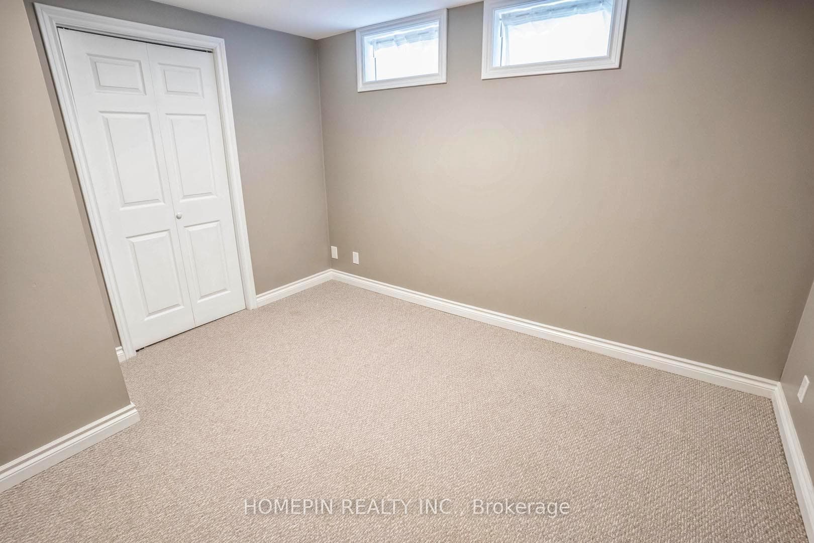 121 Baywell Crescent photo 25