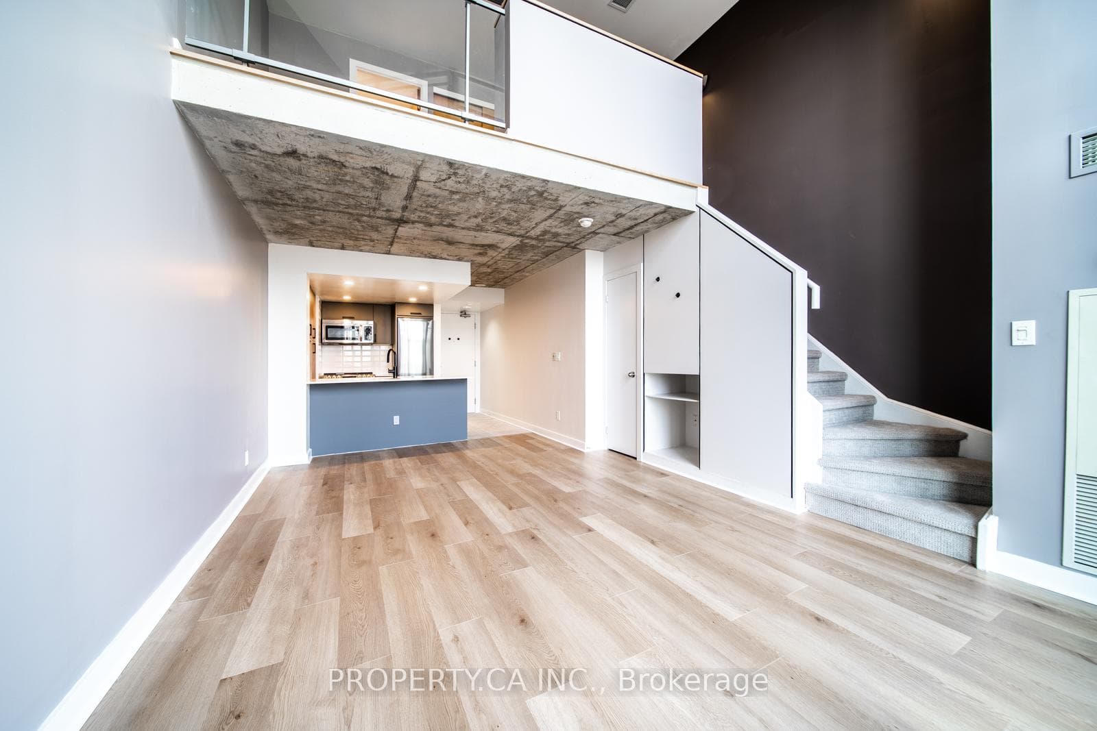 255 Richmond Street Unit 810 photo 14