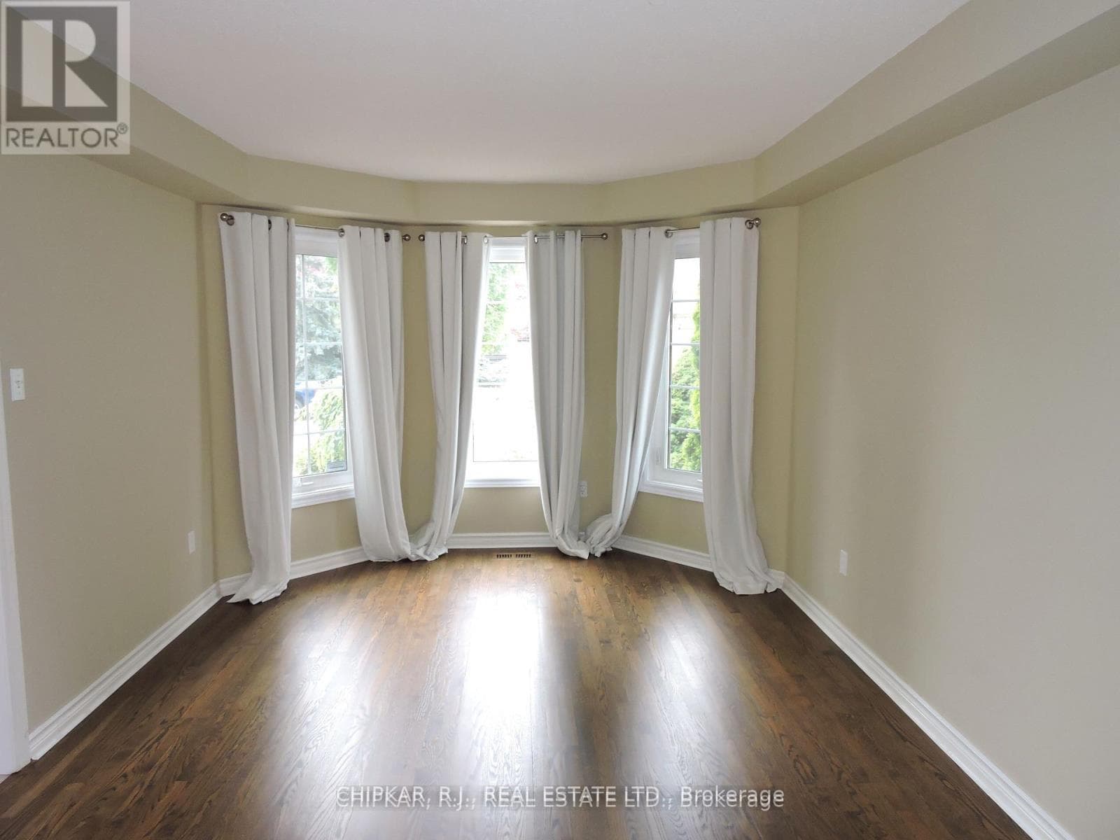 2917 Coulson Court photo 23