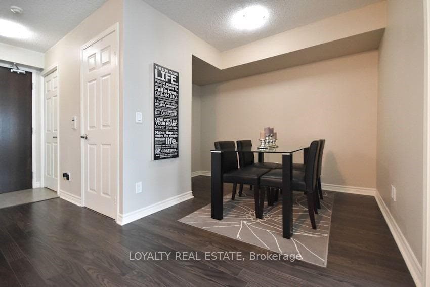 19 Grand Trunk Crescent Unit 1208 photo 10