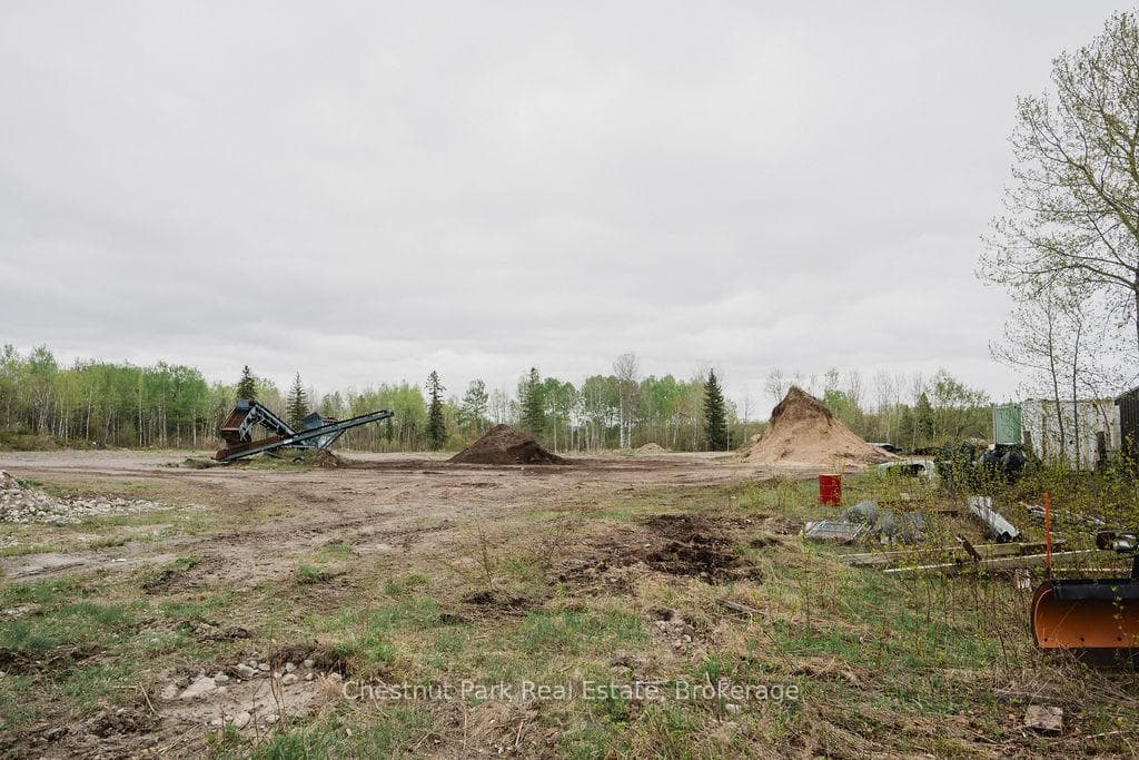 35 Niven Street photo 42