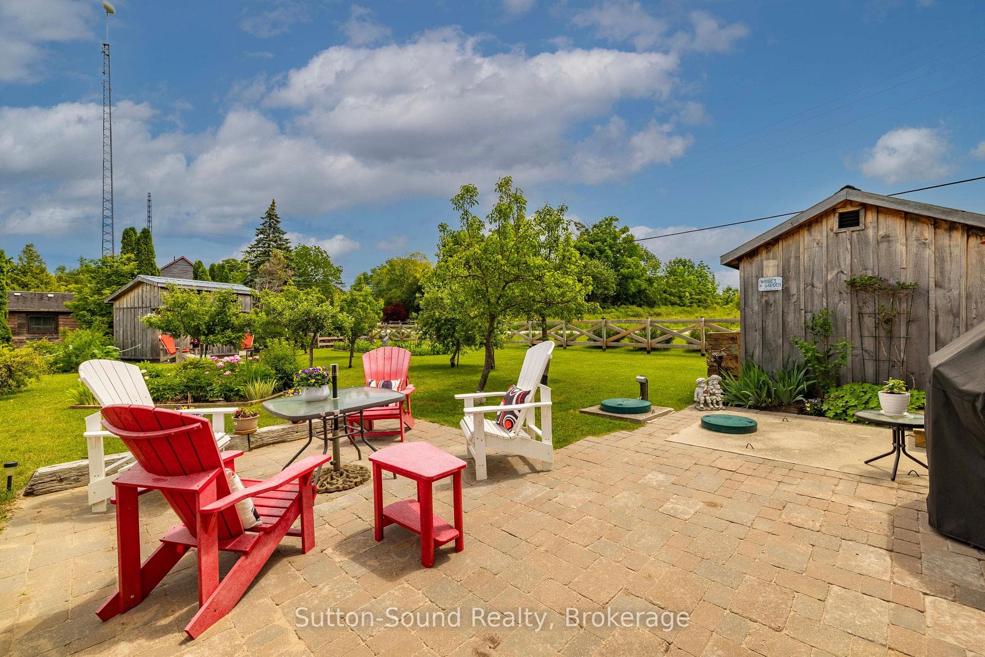 501483 Grey Road 1 Road photo 39