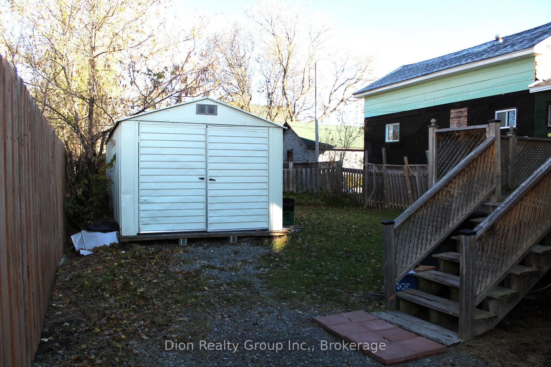 32 Rand Avenue photo 36