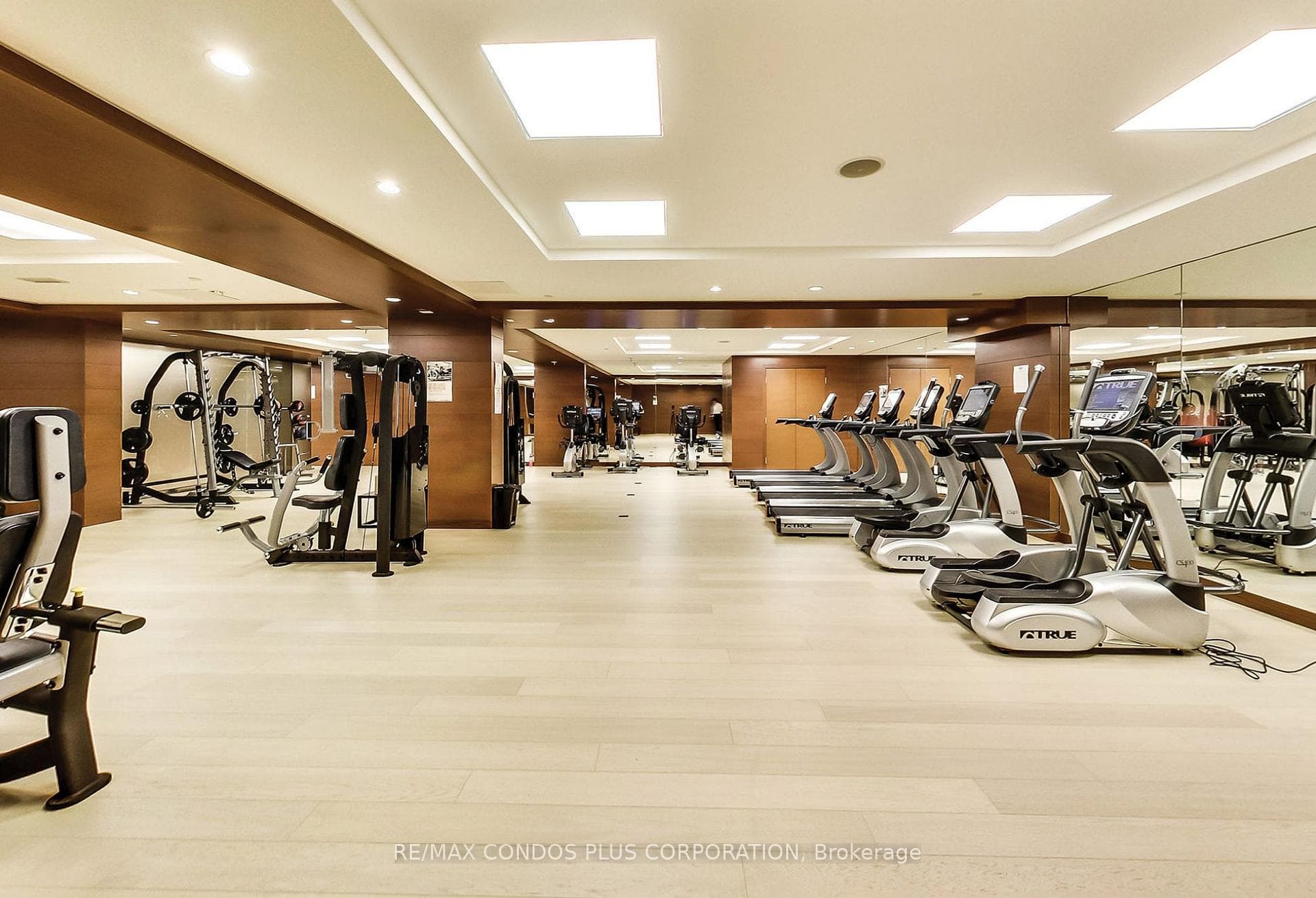 39 Queens Quay Unit 728 photo 17