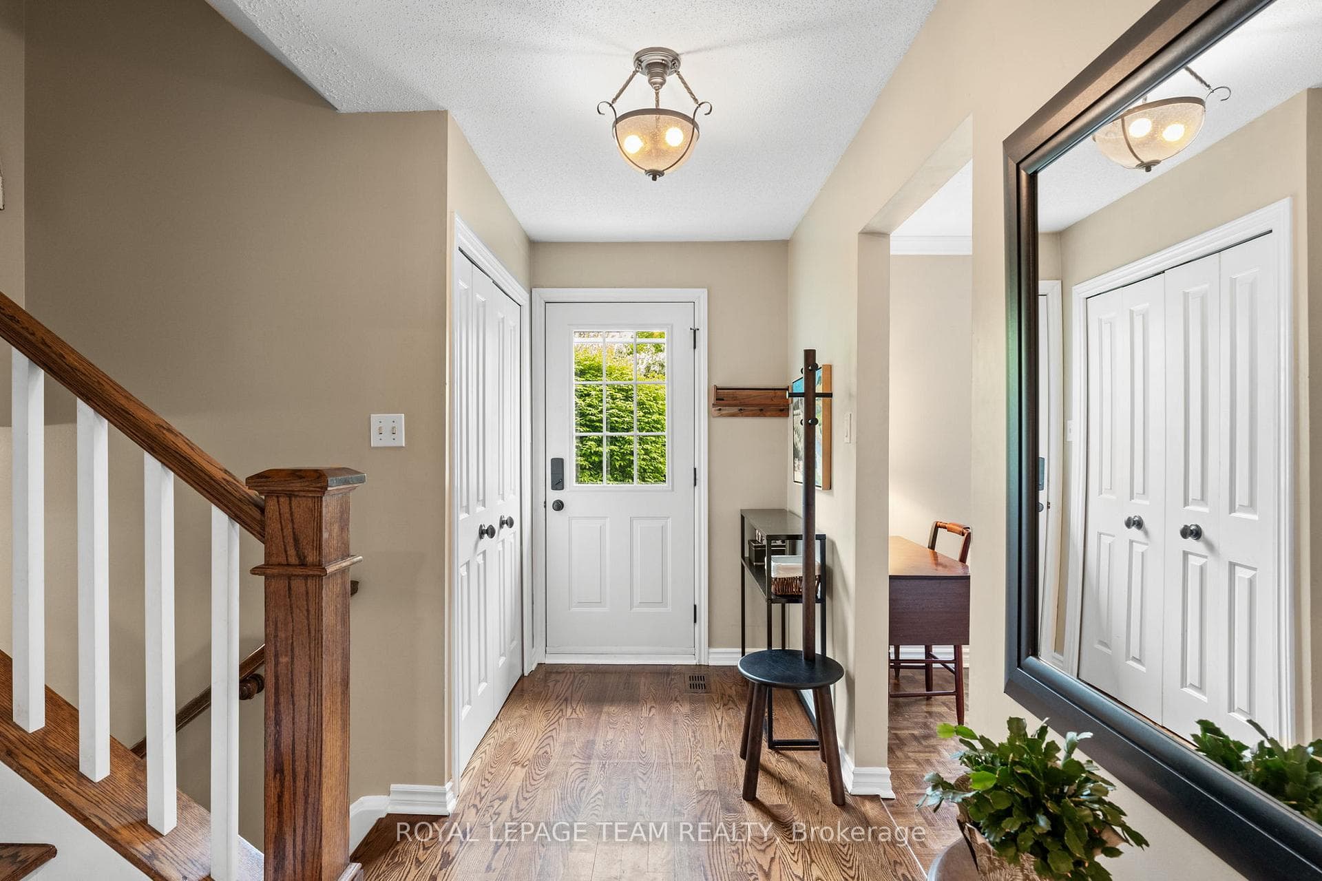 22 Juniper Court photo 3