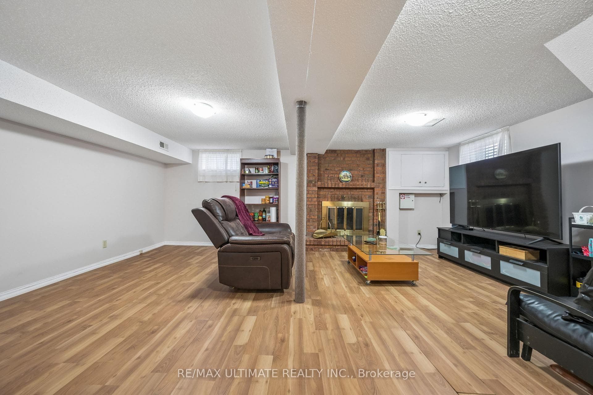 165 Sellers Avenue photo 21
