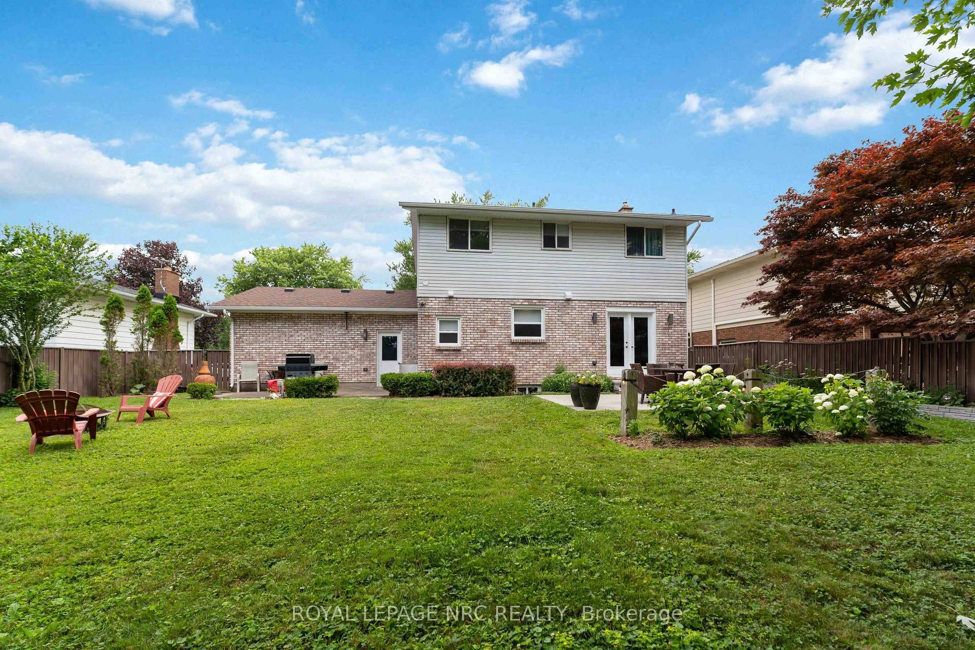 25 St George Court photo 42
