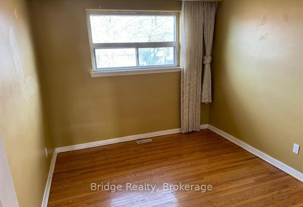 7075 Magic Court photo 6
