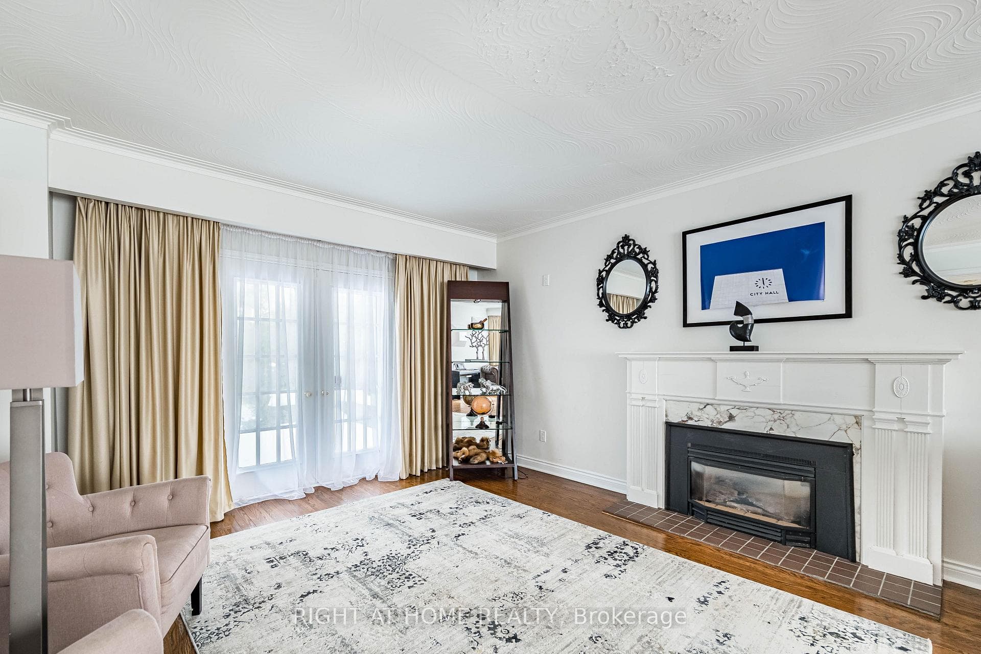 2123 Gordon Drive photo 9