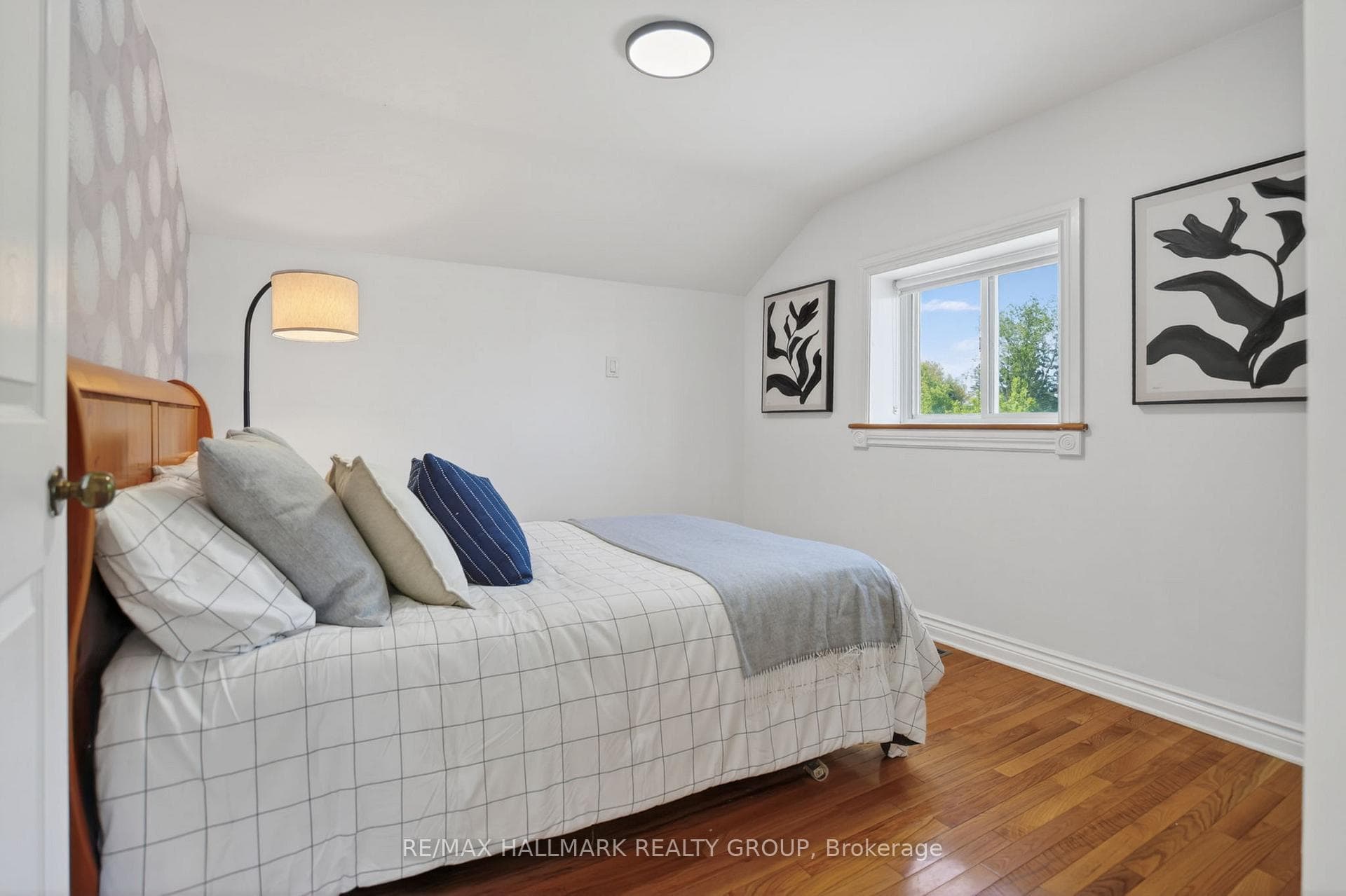 3516 Mcbean Street photo 26