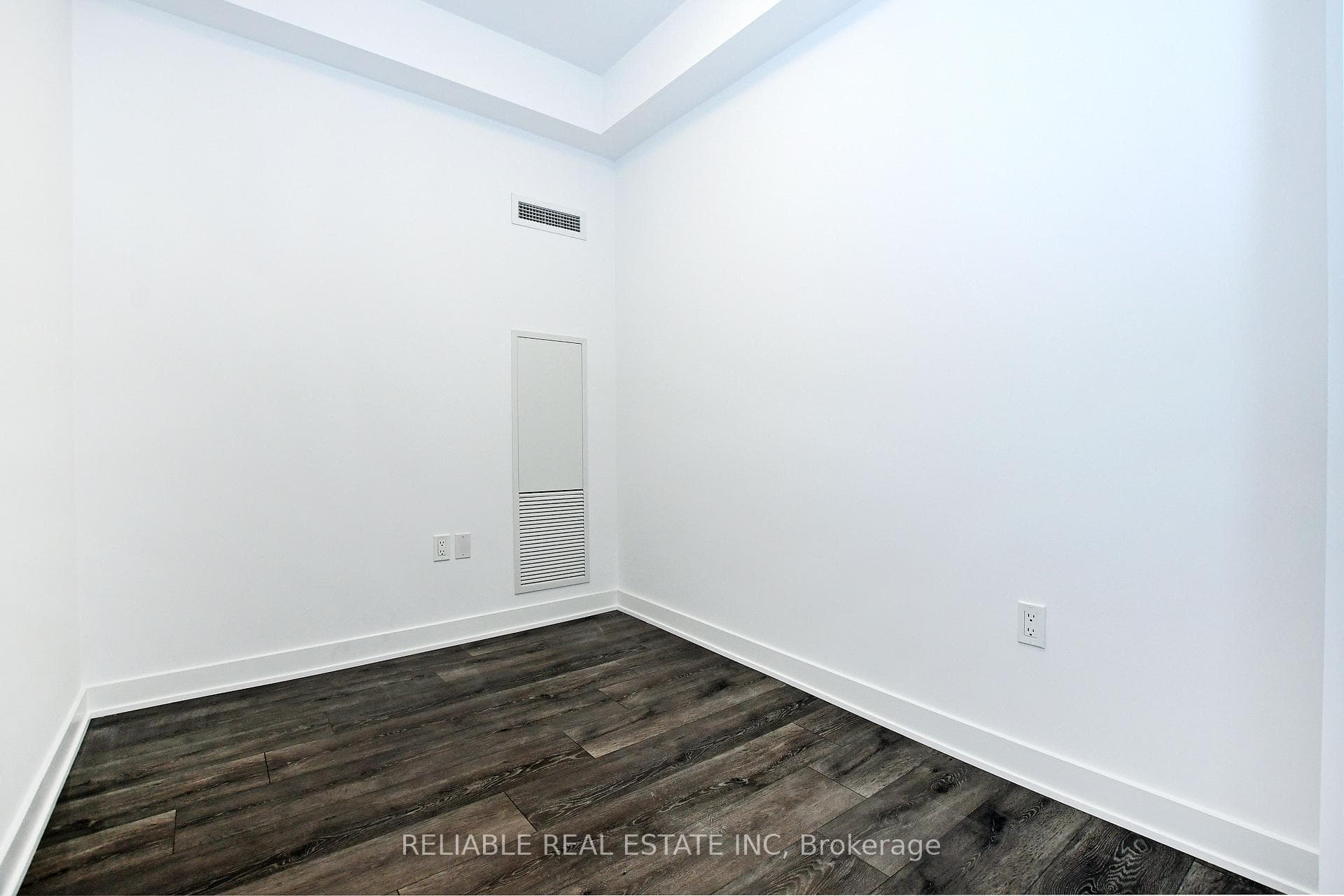 105 Oneida Crescent Unit 1503 photo 24