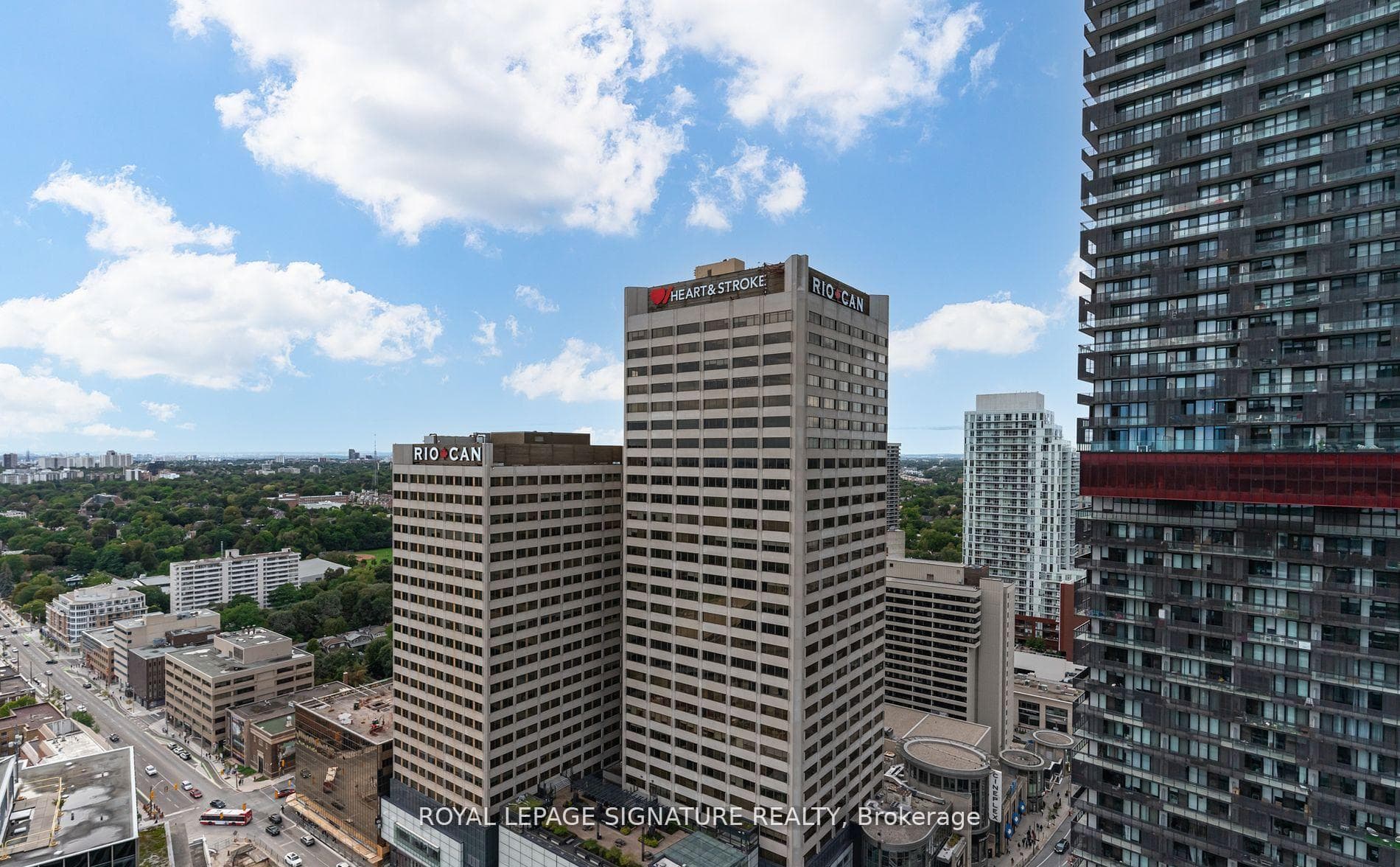 2221 Yonge Street Unit 2711 photo 19