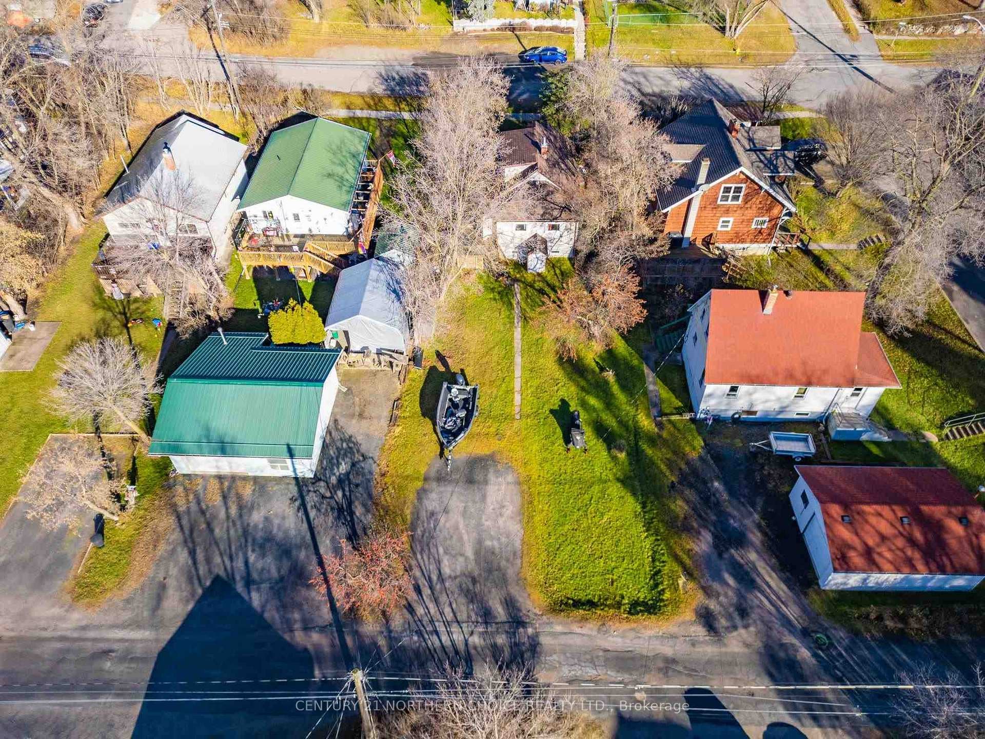 233 Third Street photo 30