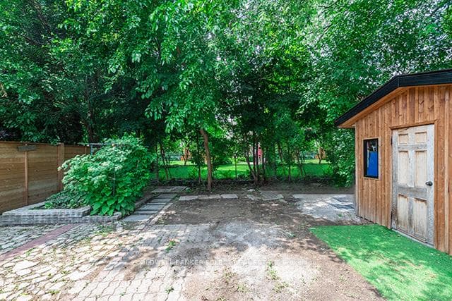 24 Rufford Road photo 22