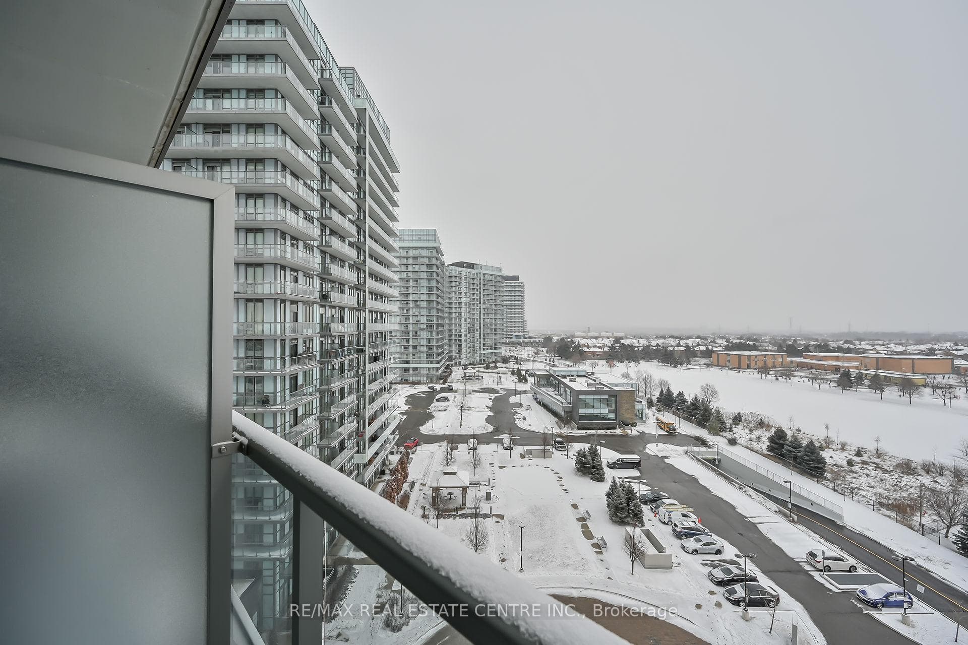 4633 Glen Erin Drive Unit 906 photo 16