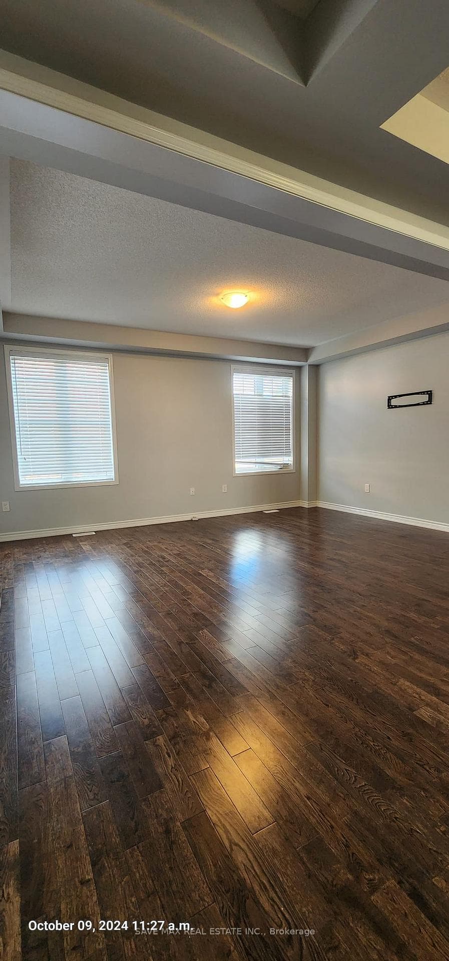 64 Enford Crescent photo 8