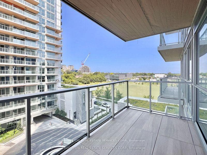 27 McMahon Drive Unit 1808 photo 26
