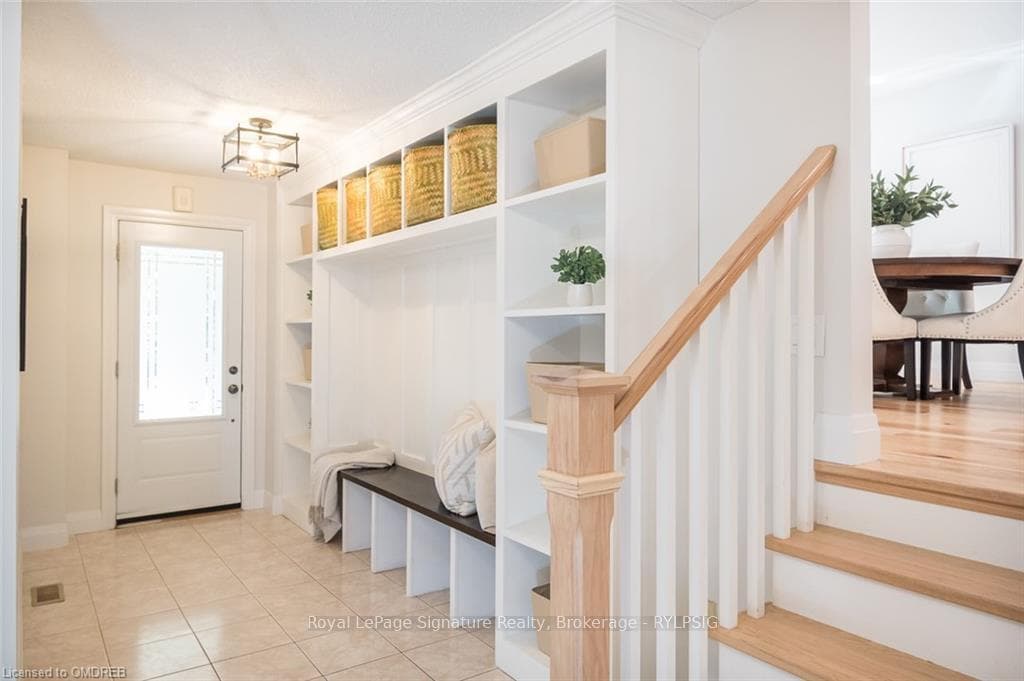 843 CEDARBRAE Avenue photo 5