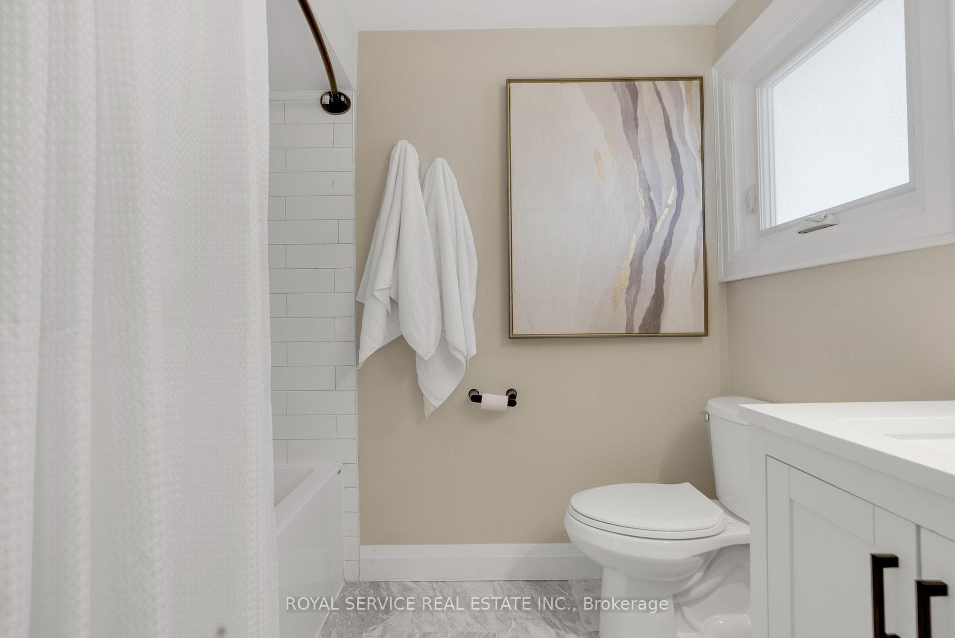 30 Prout Drive photo 26