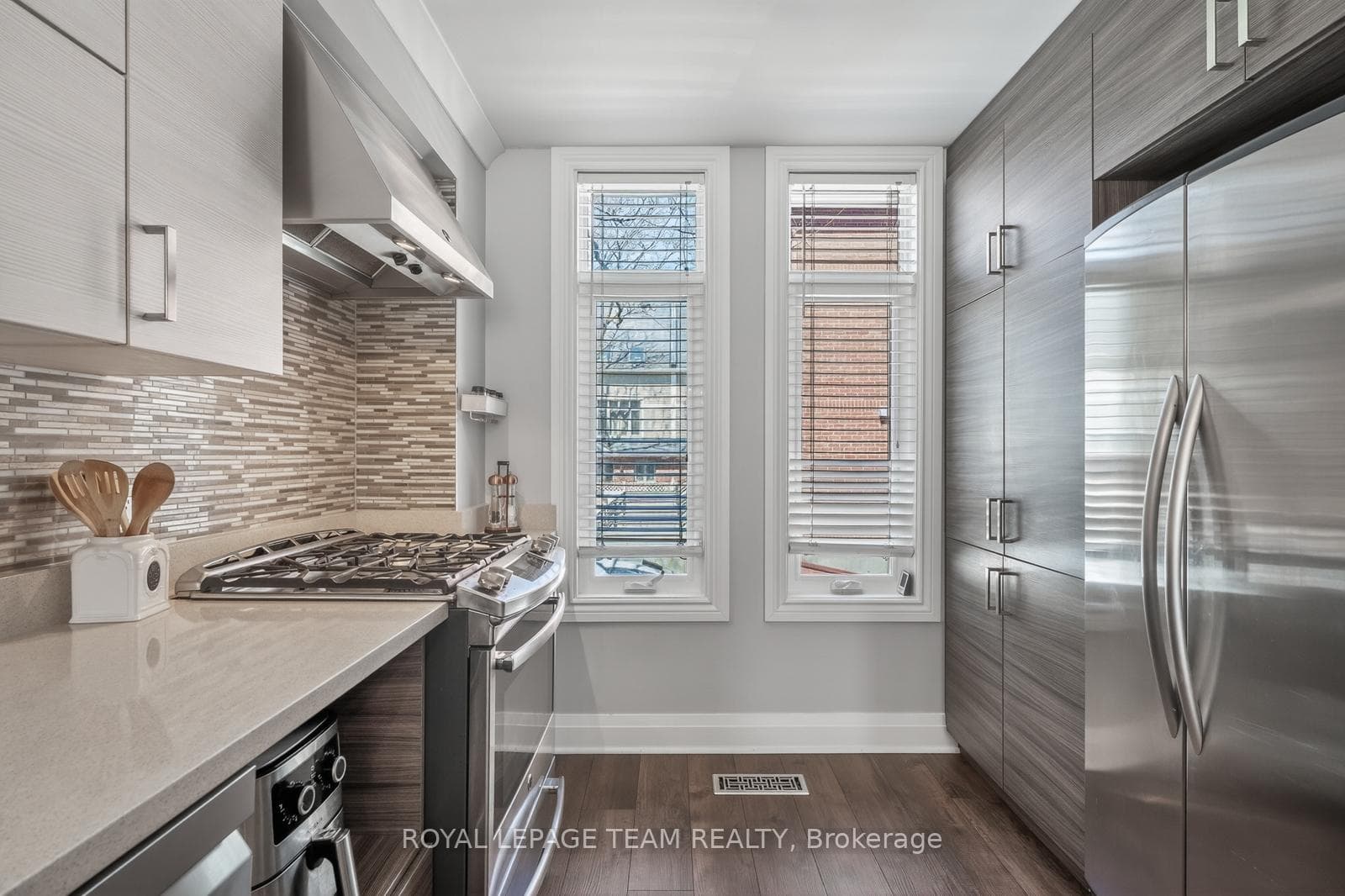 72 GREENFIELD Avenue Unit 10 photo 11
