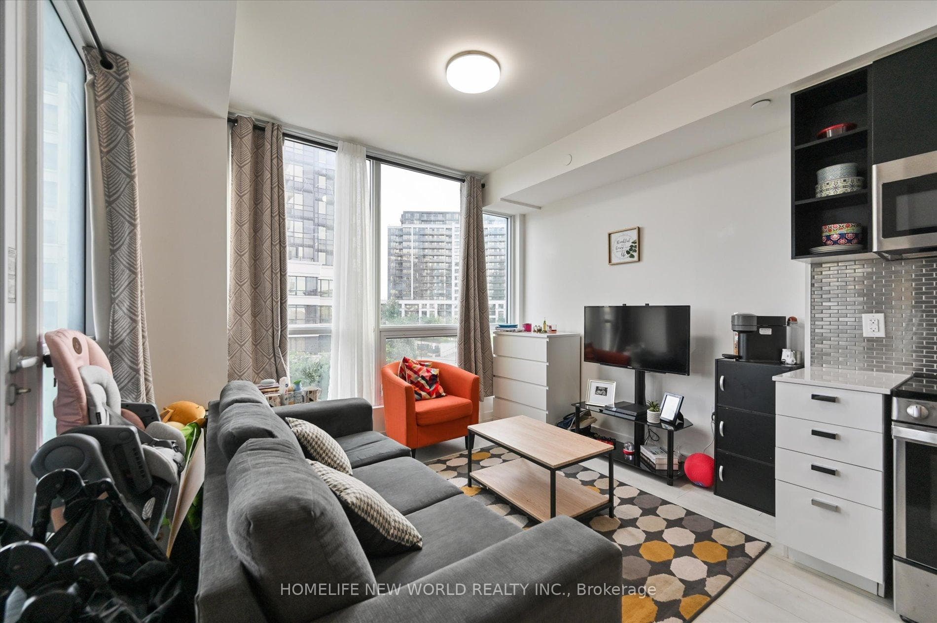 10 De Boers Drive Unit 312# photo 17