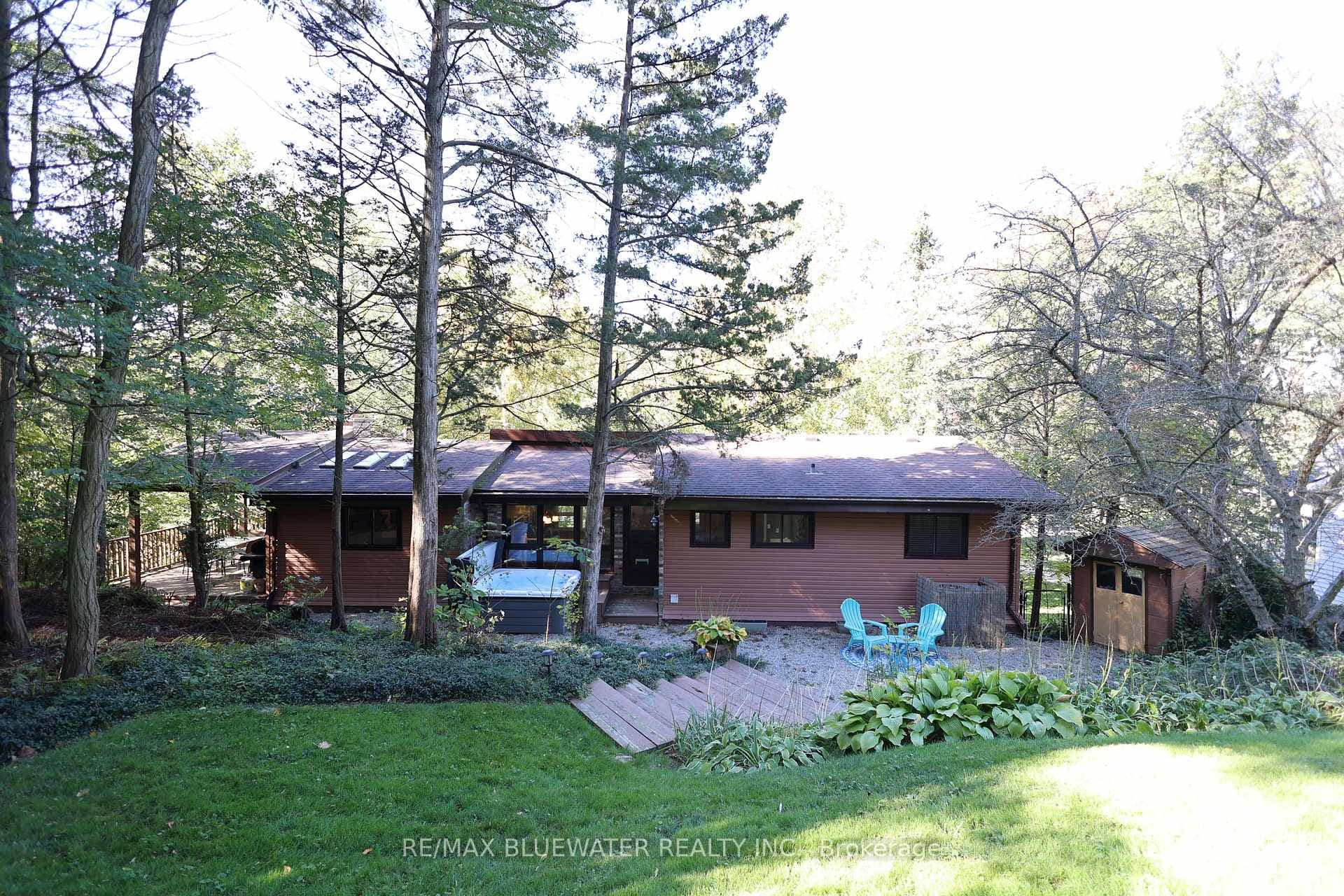 5429 Lake Valley Grove Road photo 2