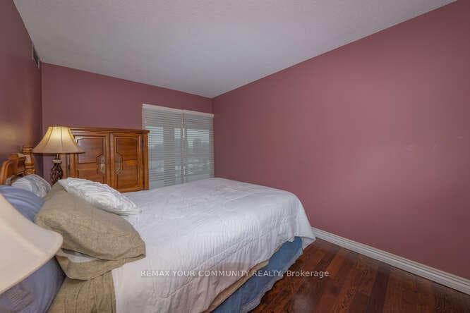 40 Harding Boulevard Unit 712 photo 31