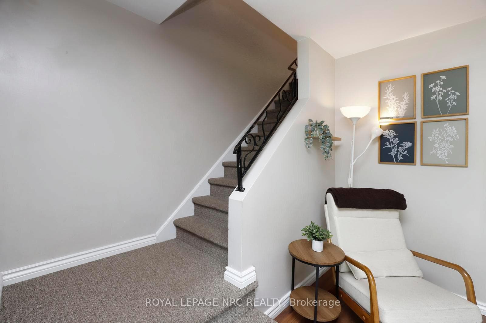 211 Lake Avenue Unit 6 photo 17