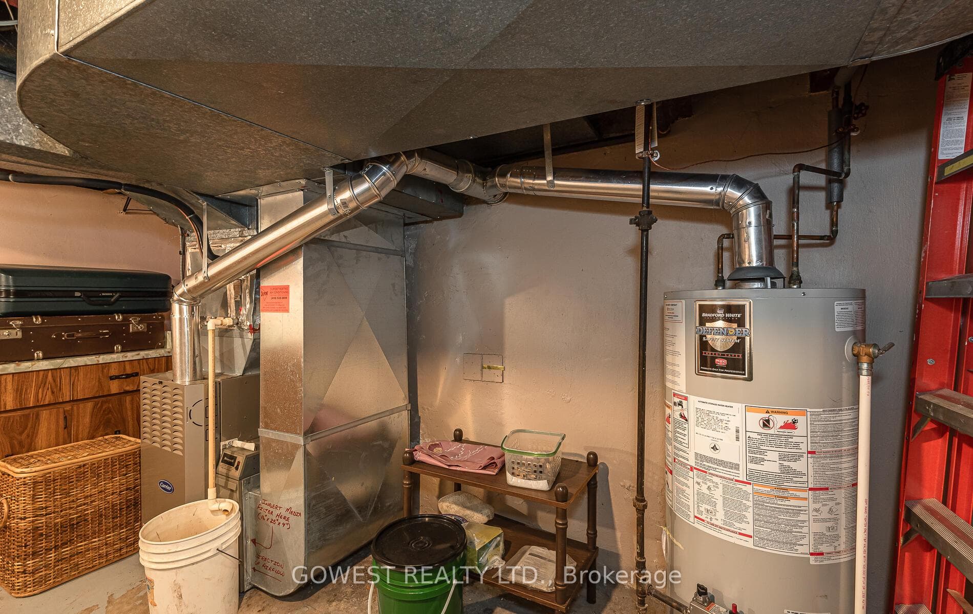 206 Macdonell Avenue photo 34