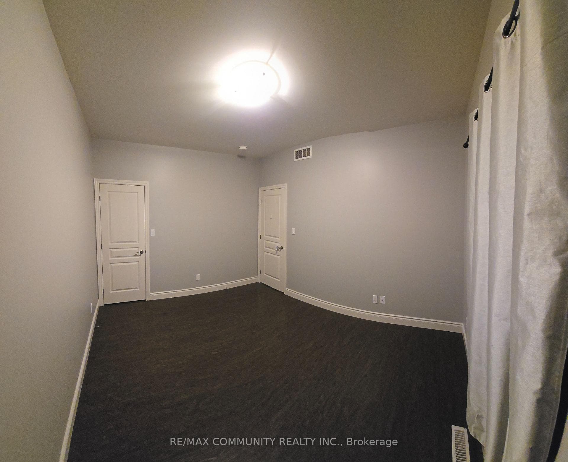 37 Stonecrest Boulevard photo 2