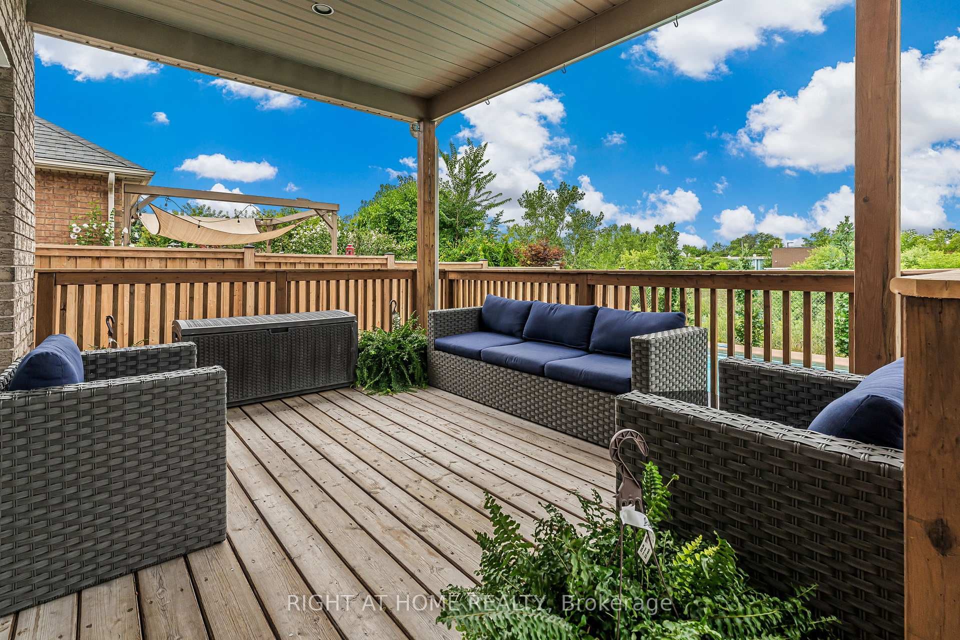 80 Loretta Drive photo 5