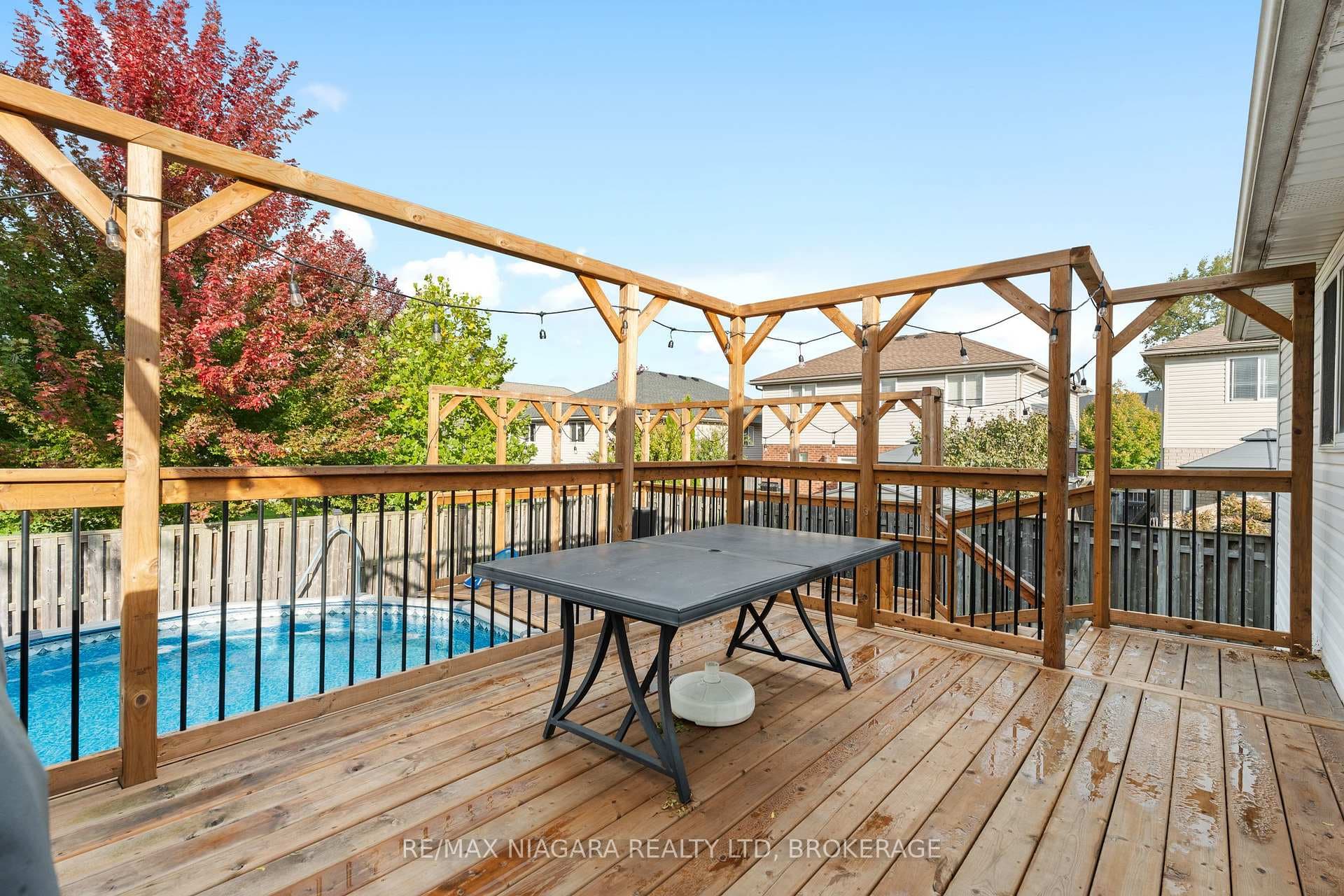 283 Oakcrest Avenue photo 30